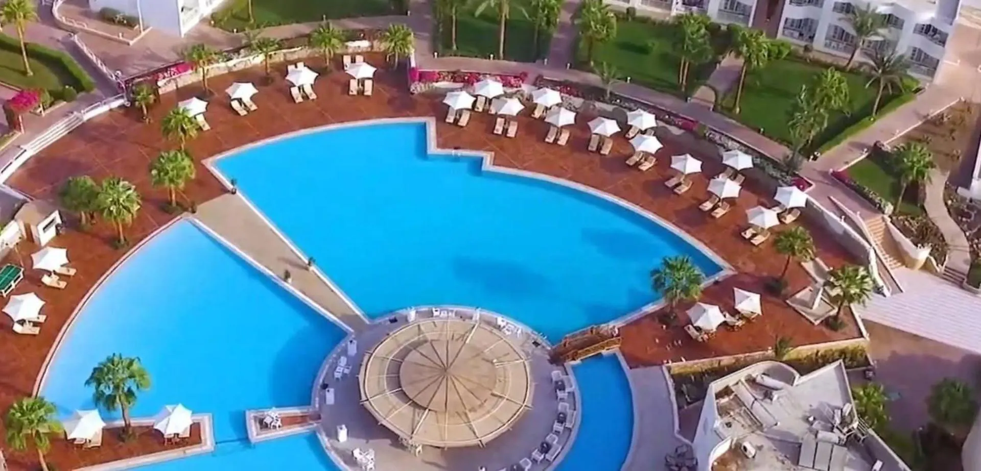 14 Smart Beach Hotels in El Hadaba Worth Booking
