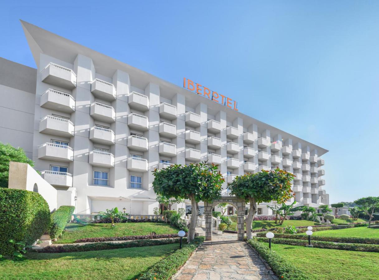 5 Central Hotels Near Luxor Museum That Deliver